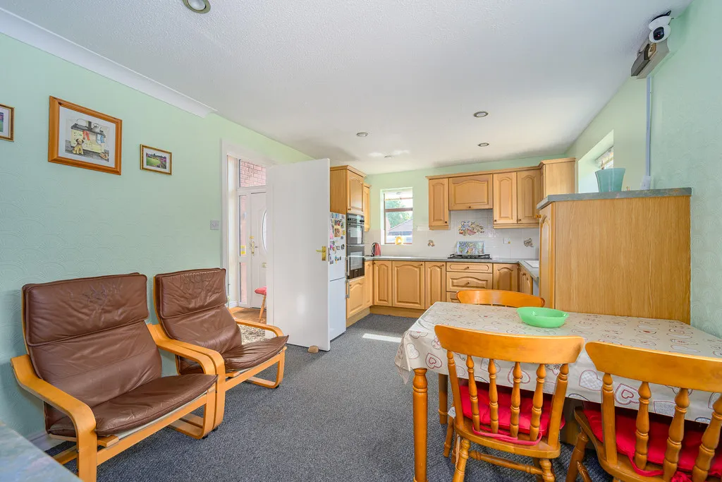 Donnerville Gardens, Admaston, TF5, photo 11