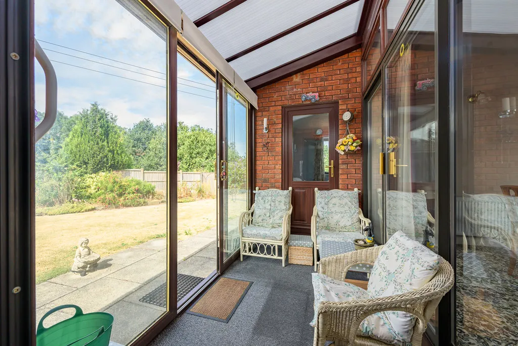 Donnerville Gardens, Admaston, TF5, photo 10