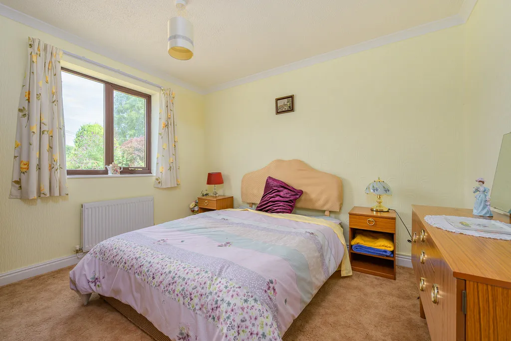Donnerville Gardens, Admaston, TF5, photo 15