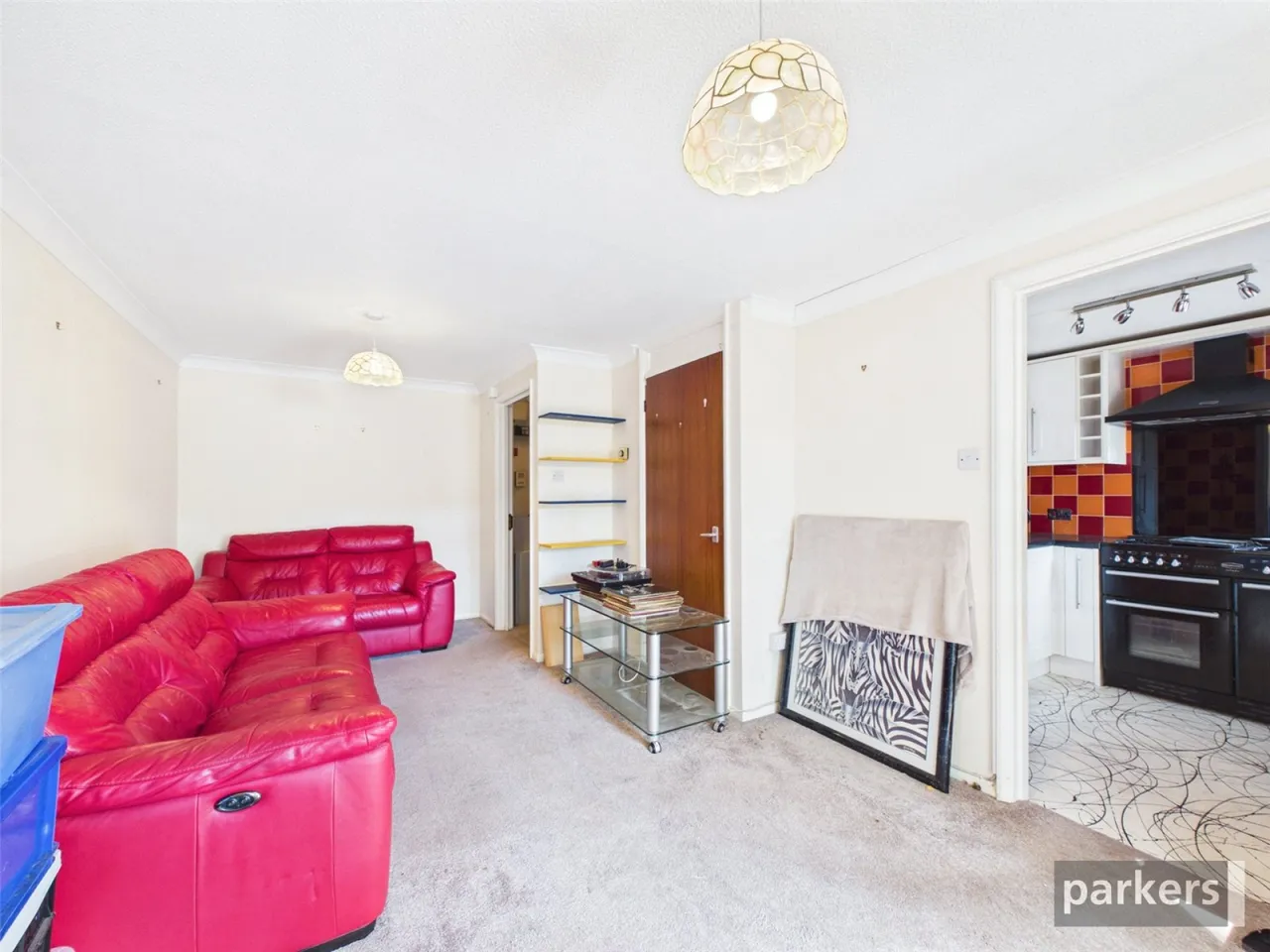 Whitby Court, Caversham, RG4, photo 4