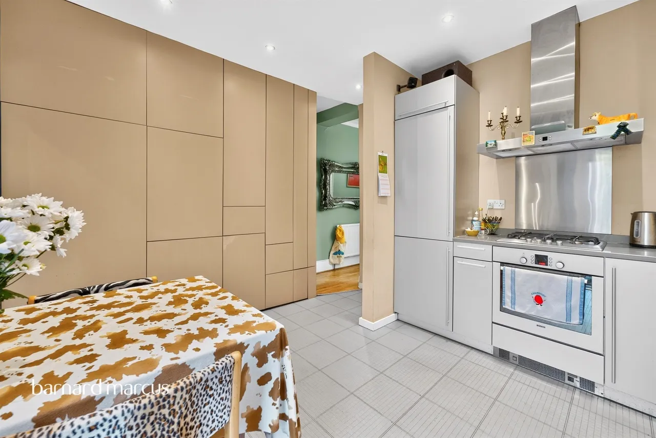 Clonmell Road, London, N17, photo 14