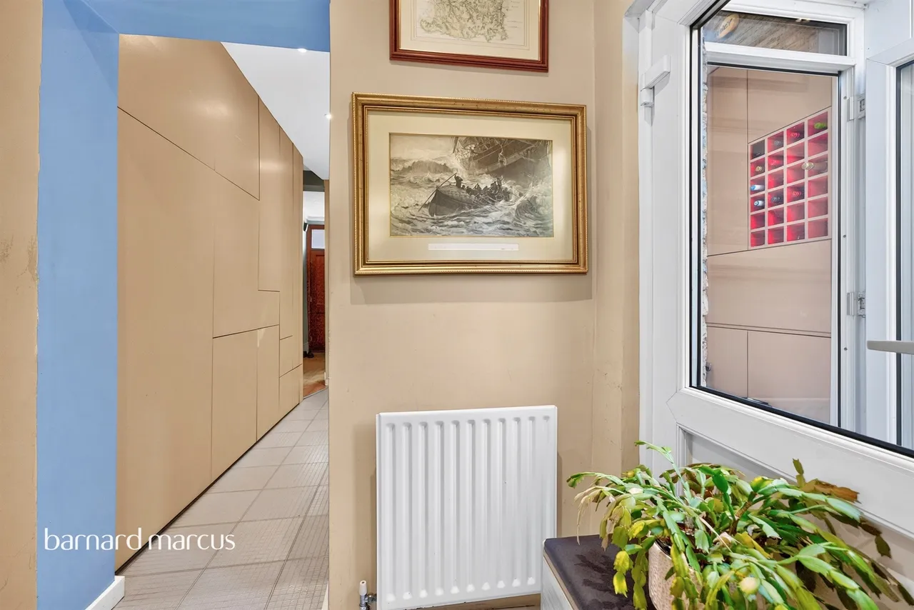 Clonmell Road, London, N17, photo 19