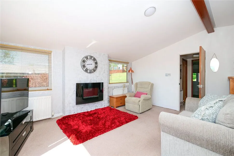 Glen Road, Baildon, West Yorkshire, BD17, photo 9