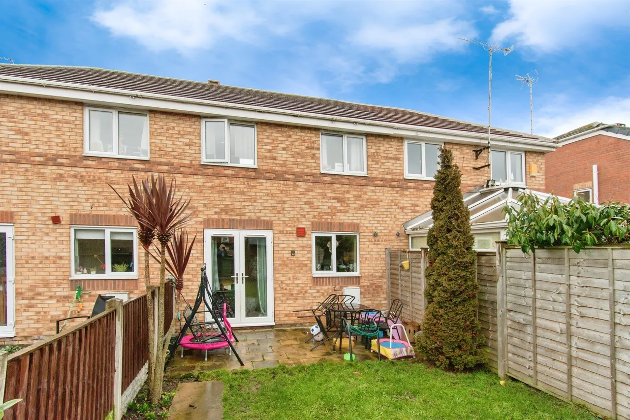 Bronte Court, Pontefract, photo 8