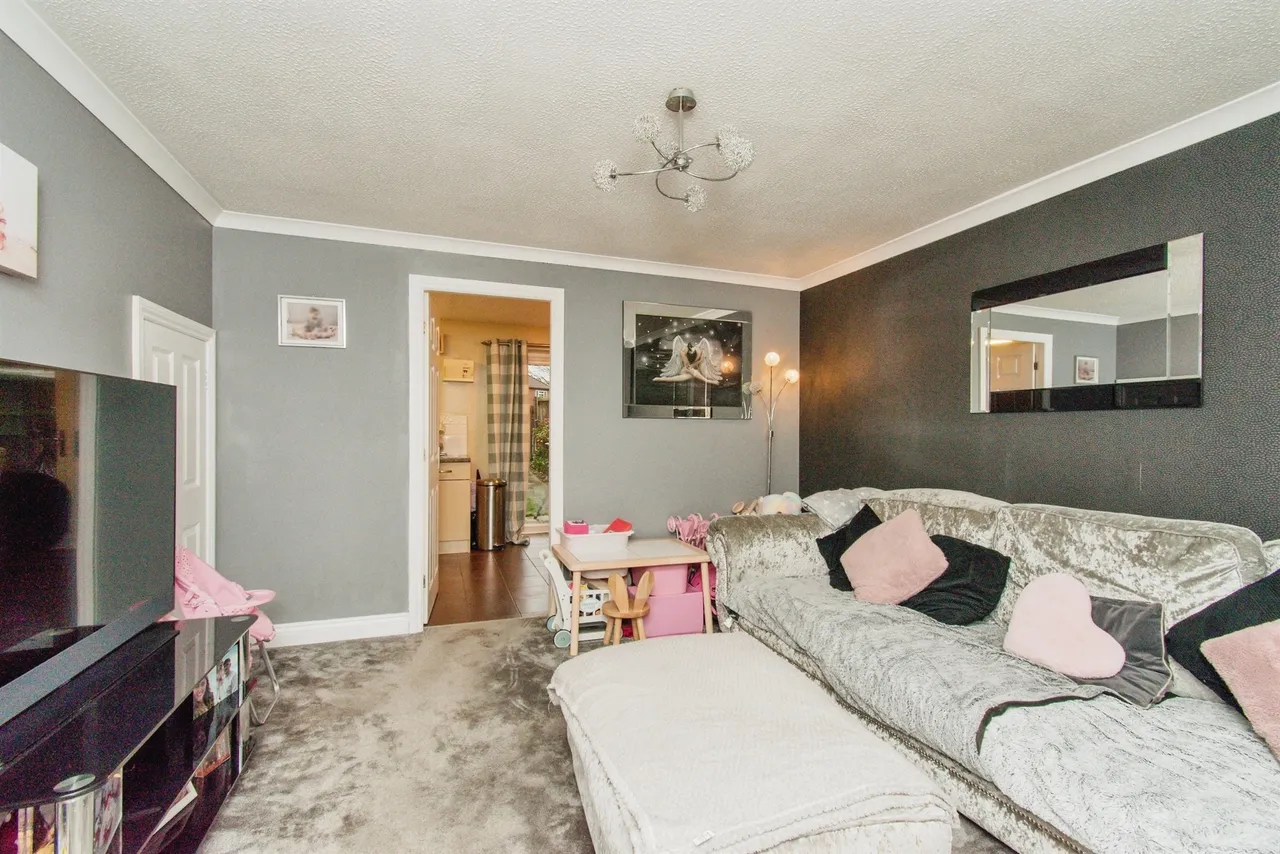 Bronte Court, Pontefract, photo 11