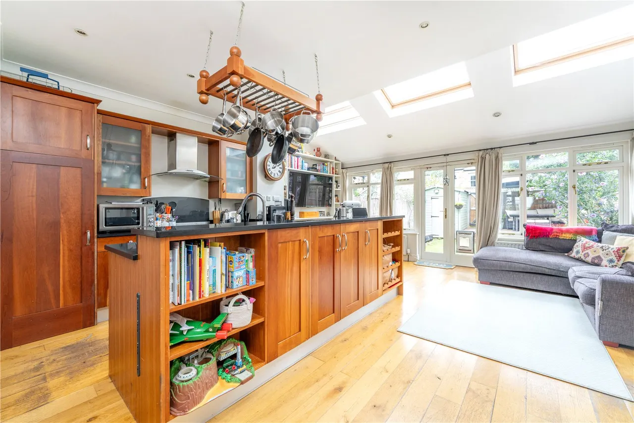 Riverview Gardens, Twickenham, TW1 4RT, photo 5