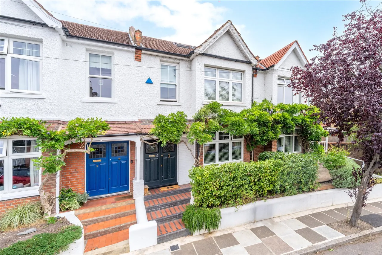 4 bed house for sale — Riverview Gardens, Twickenham, TW1 4RT