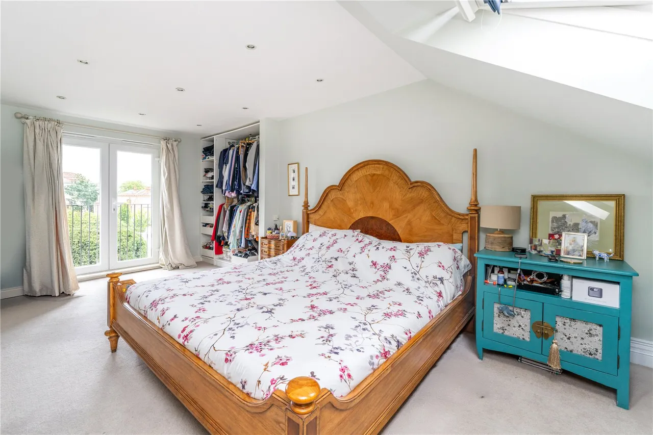 Riverview Gardens, Twickenham, TW1 4RT, photo 8