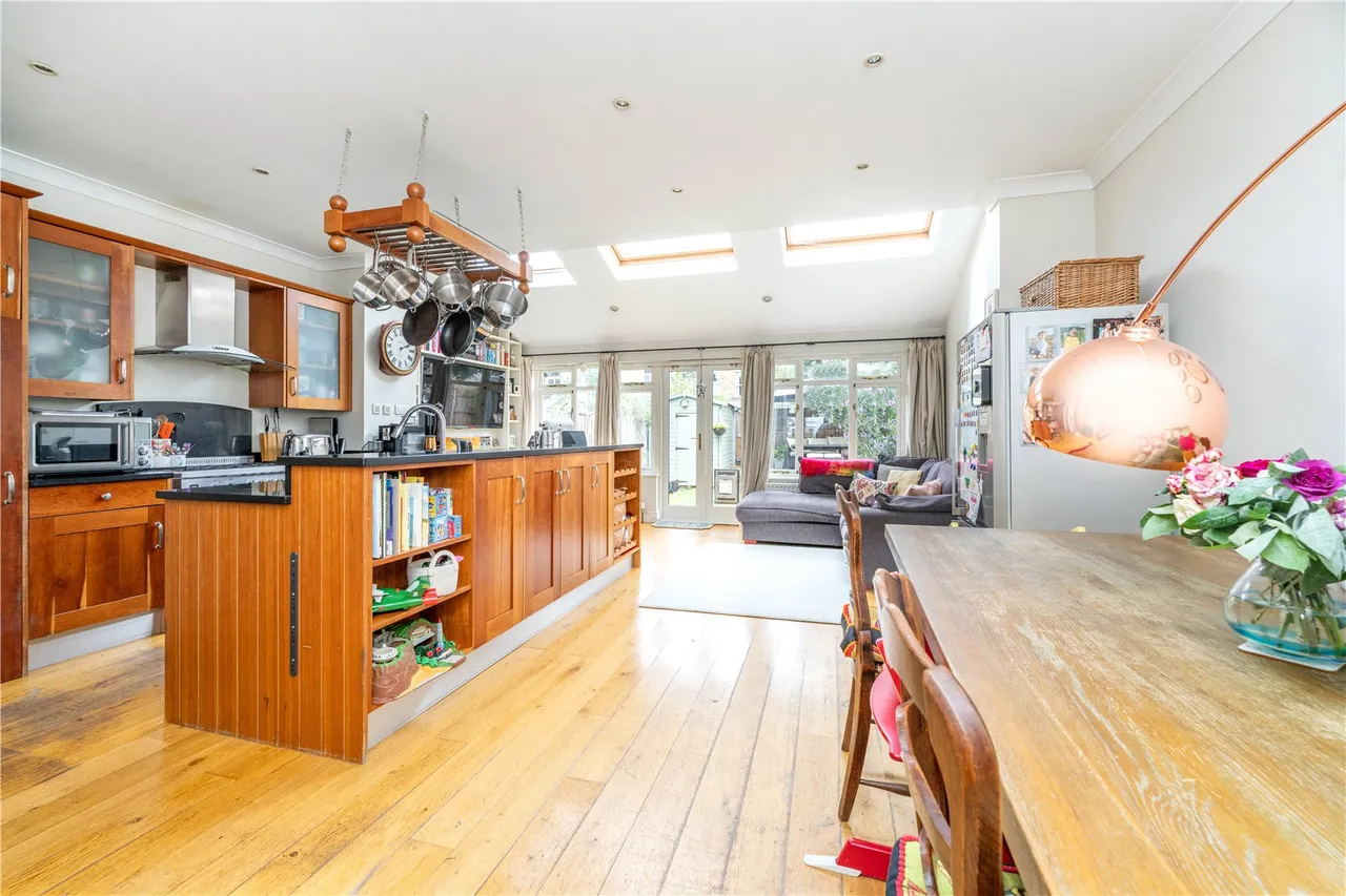 Riverview Gardens, Twickenham, TW1 4RT, photo 4