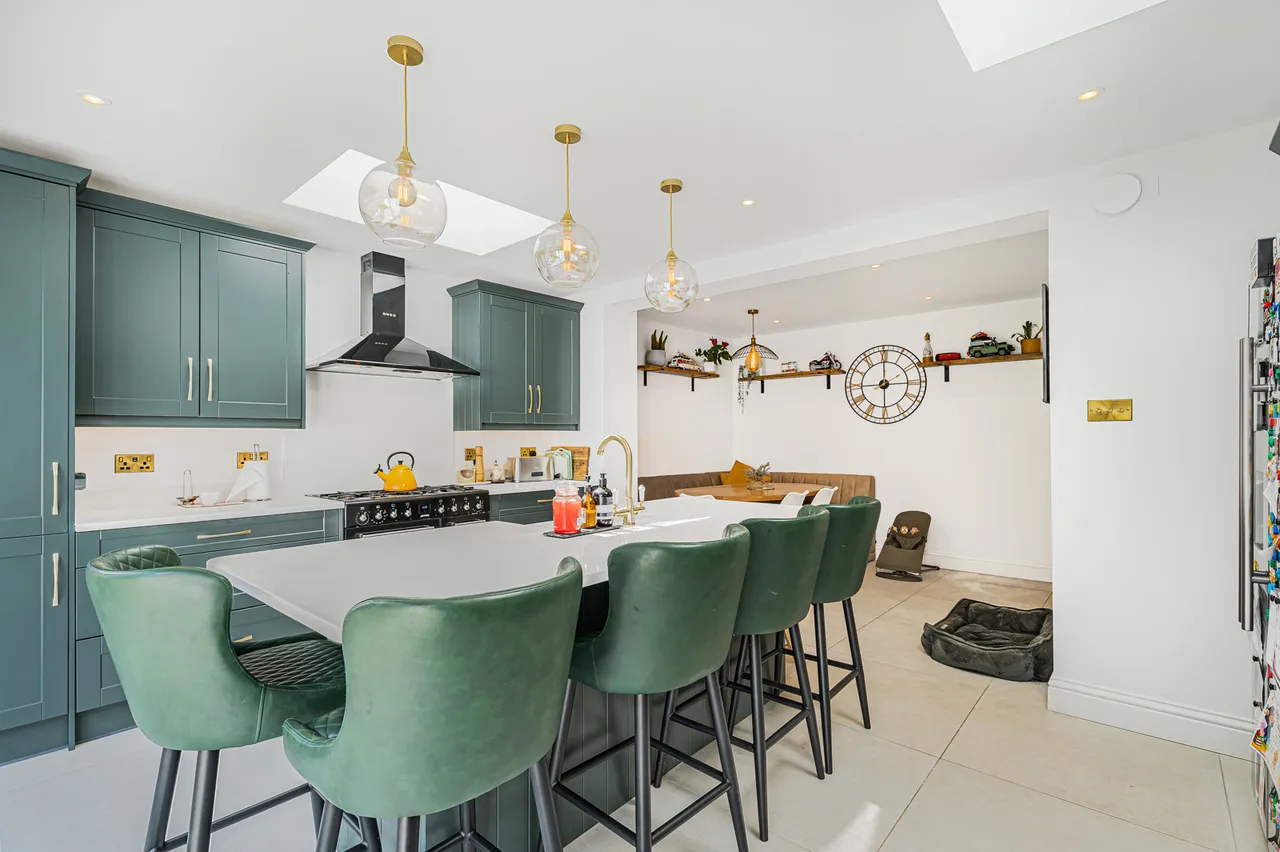 Sutherland Avenue, Sunbury-on-Thames, TW16, photo 6