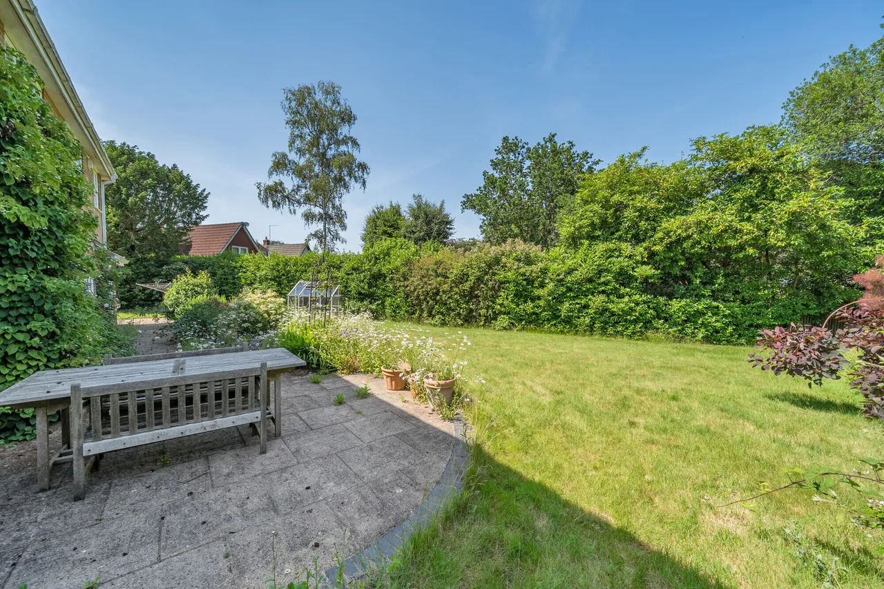 The Square, Rowledge, Farnham, GU10, photo 8