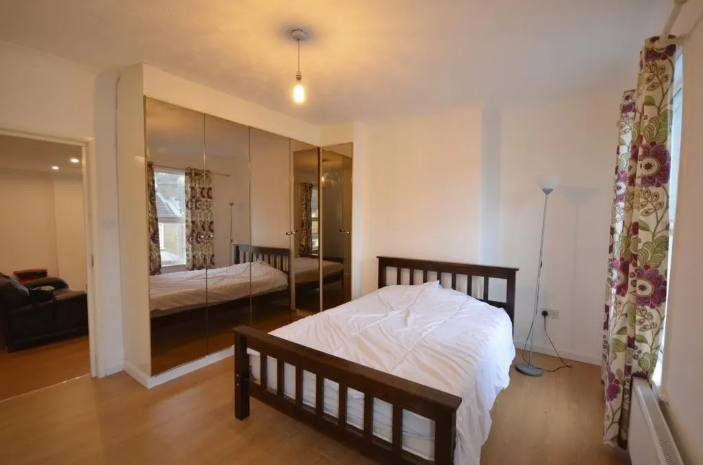 Queens Road, Watford, photo 4