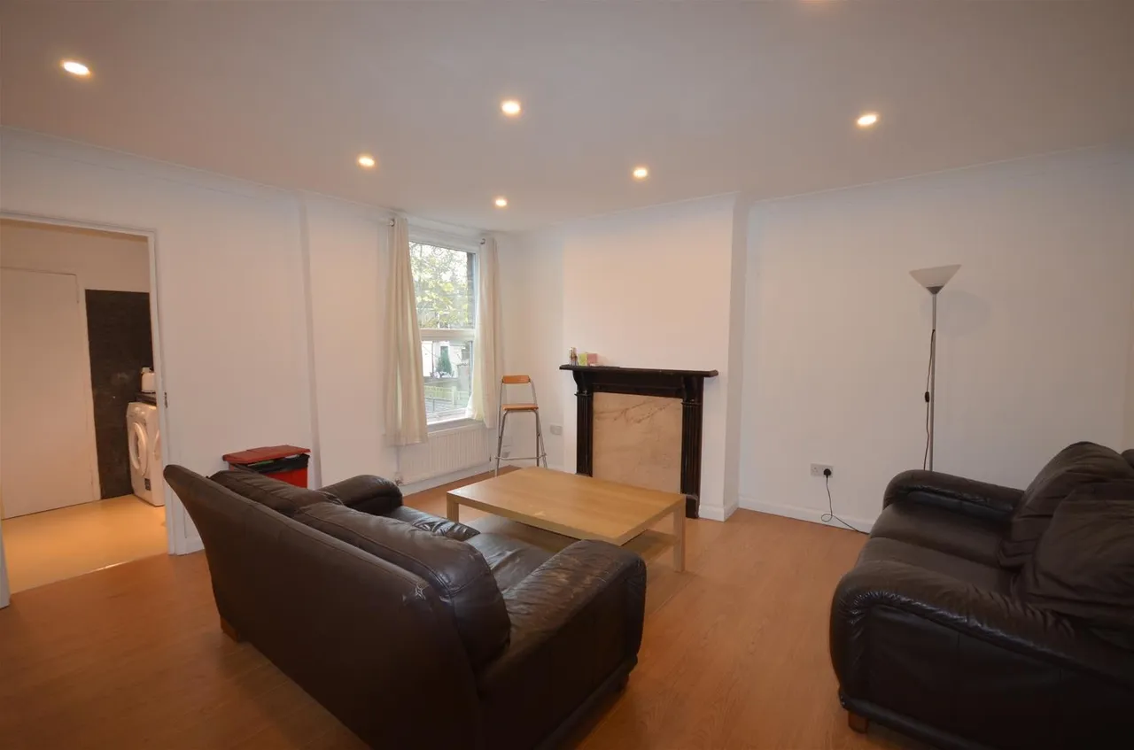 1 bed flat for sale — Queens Road, Watford