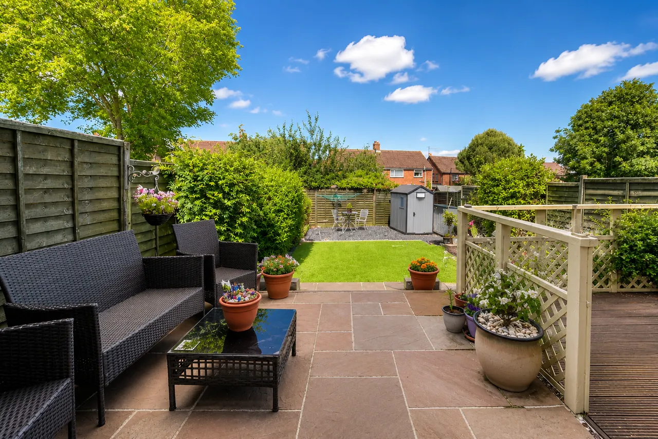 Caernarvon Crescent, Bletchley, MK3, photo 16