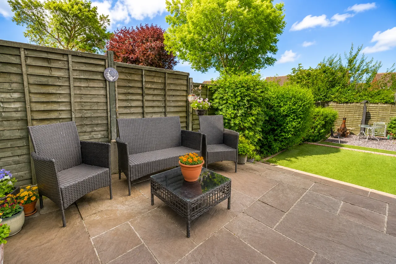 Caernarvon Crescent, Bletchley, MK3, photo 13