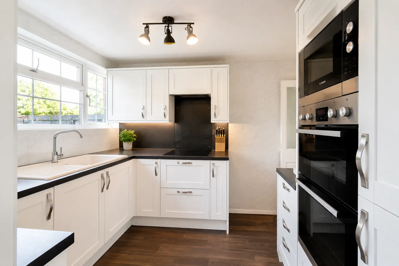 Caernarvon Crescent, Bletchley, MK3, photo 4