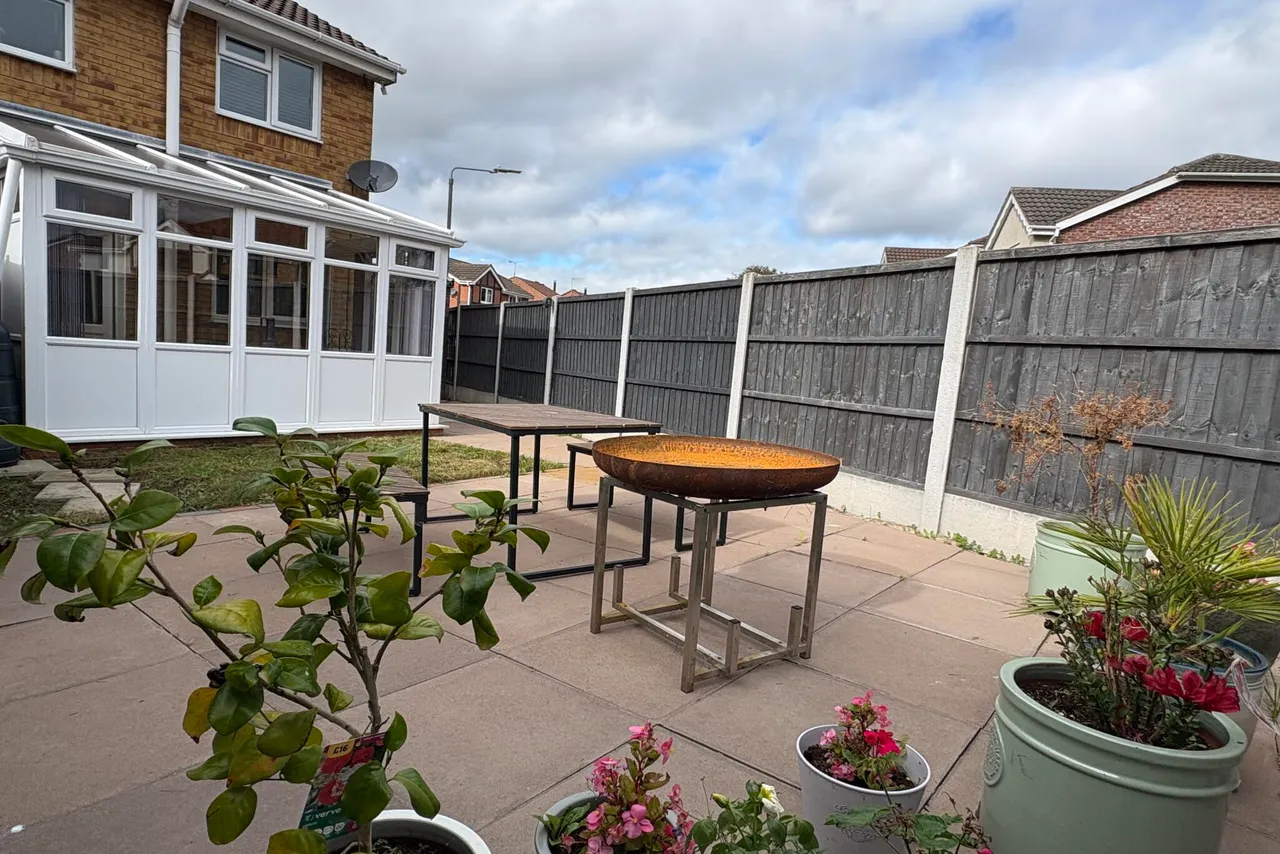Hanbury Avenue, Hatton, DE65, photo 26