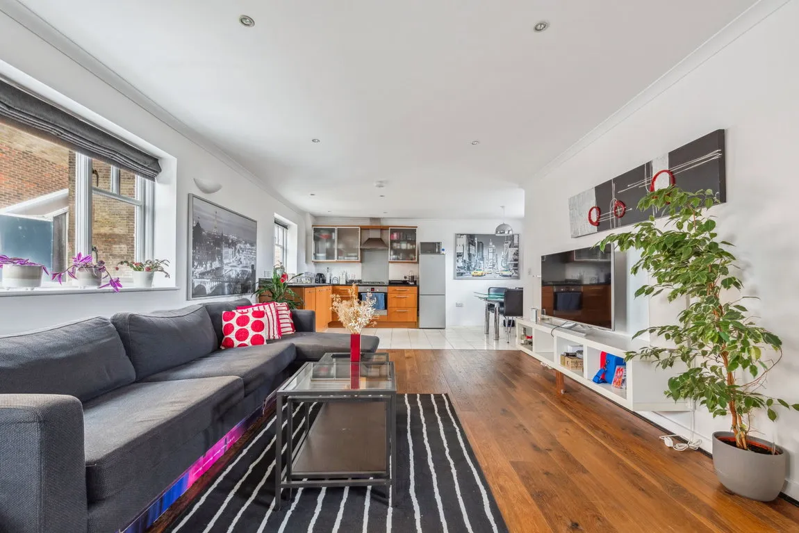 Field Gate Mews, Watford, WD18, photo 4