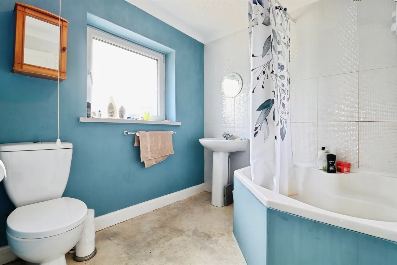 Laburnum Way, Penarth, CF64, photo 8