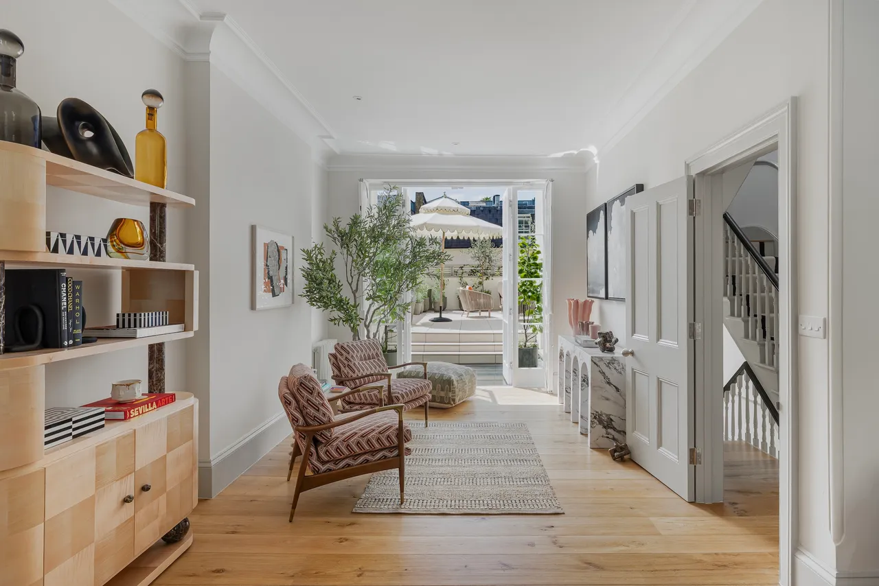 Wilton Place, Knightsbridge, London, photo 2