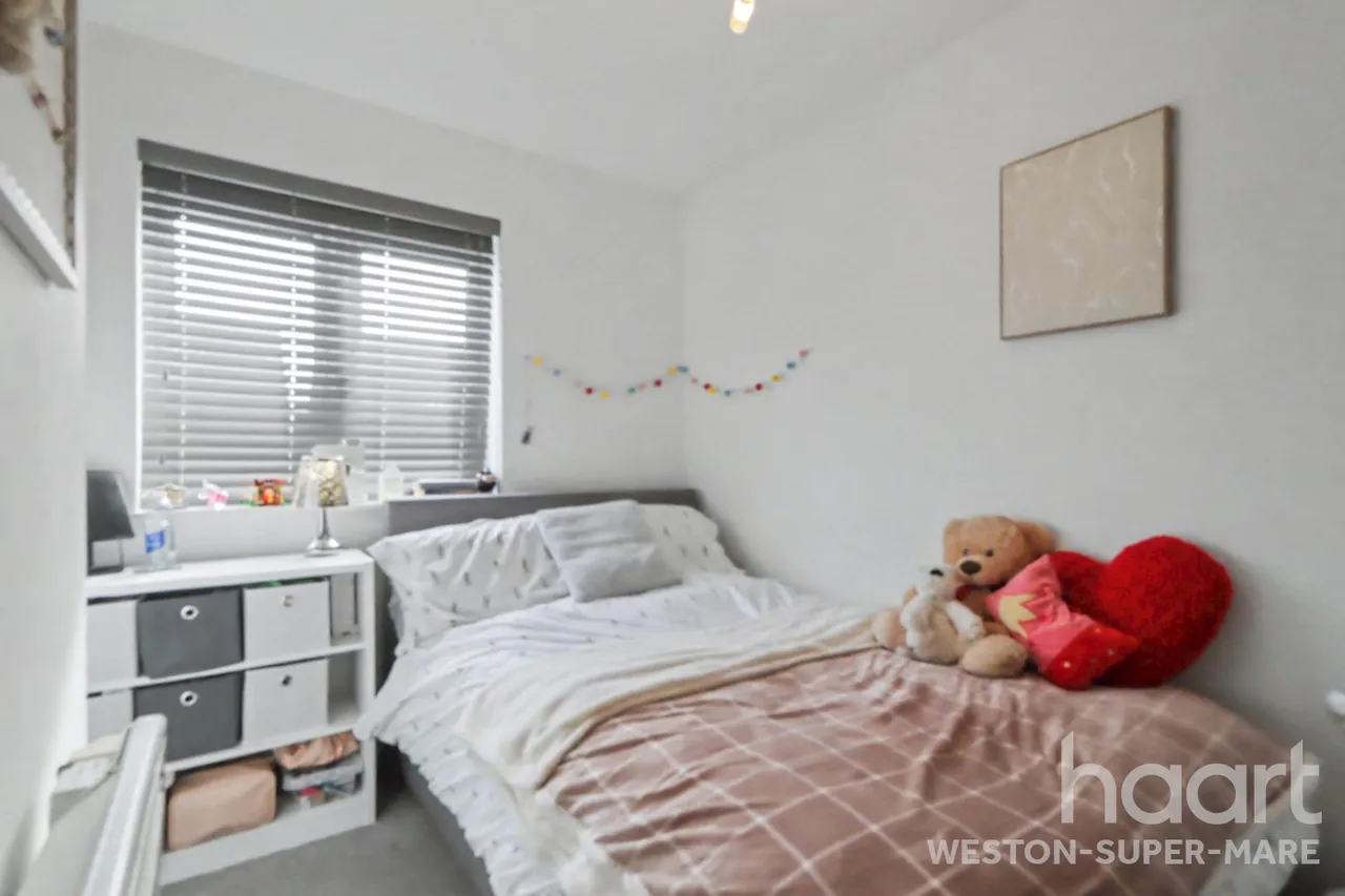 Macfarlane Chase, Weston-Super-Mare, BS23, photo 8