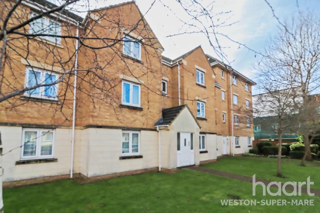 Macfarlane Chase, Weston-Super-Mare, BS23, photo 10