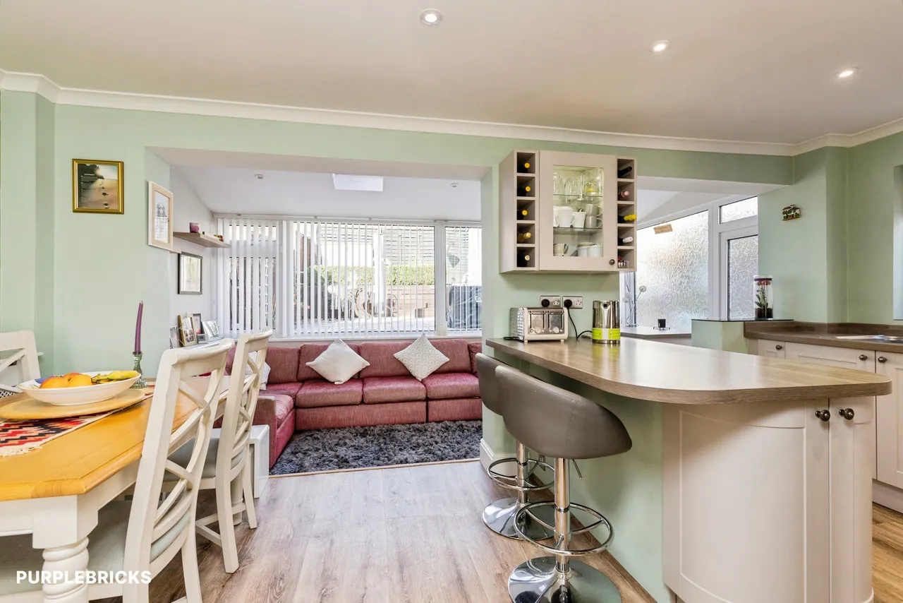 Rosedale Close, Crawley, RH11, photo 5