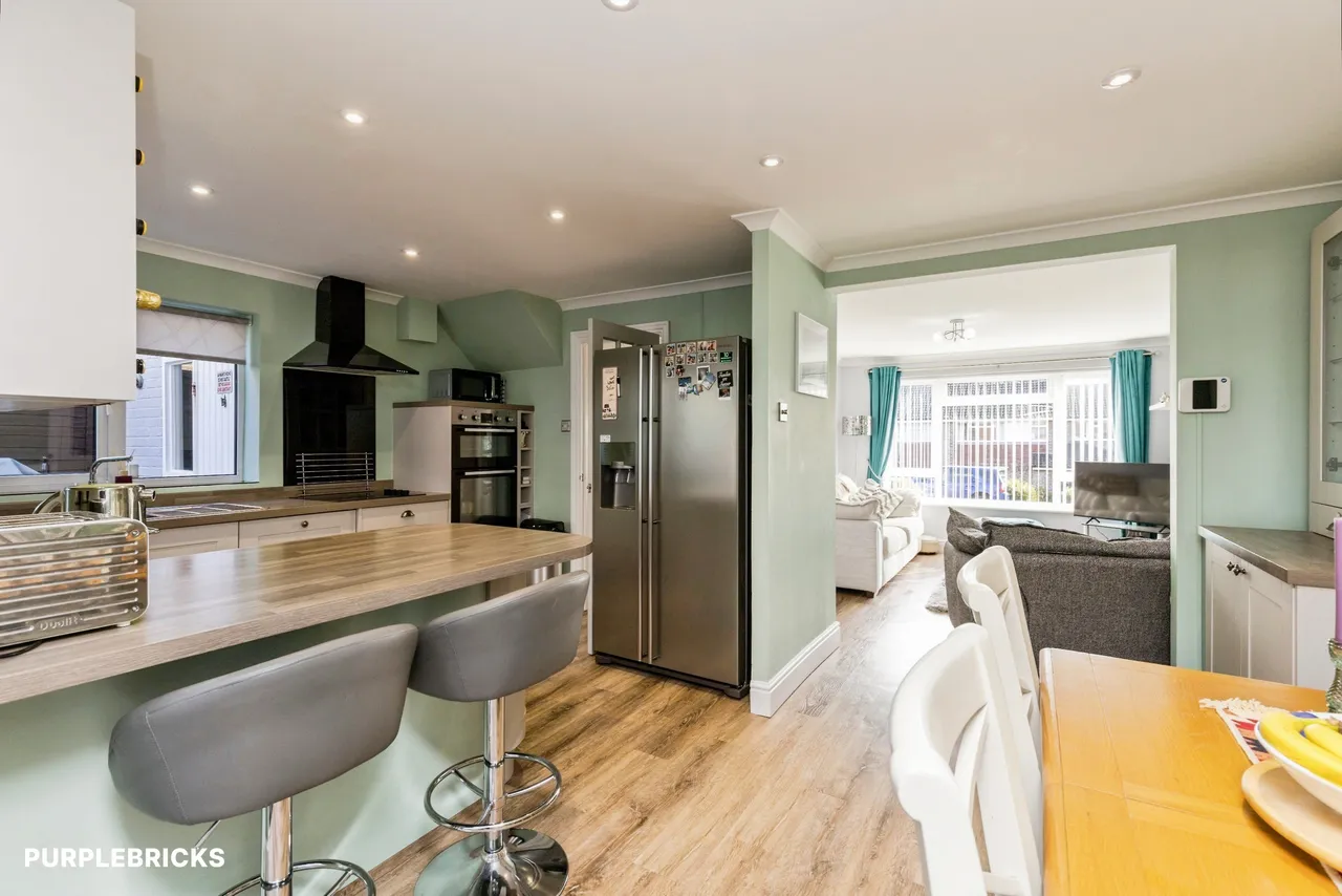Rosedale Close, Crawley, RH11, photo 4