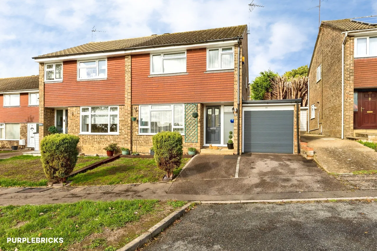 3 bed house for sale, Rosedale Close, Crawley, RH11