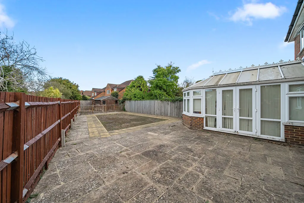 Weston Avenue, West Molesey, KT8, photo 13
