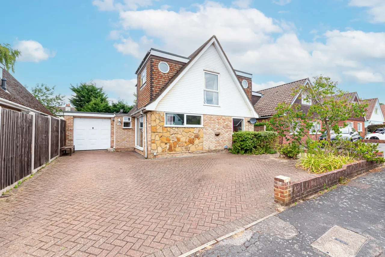 5 bed house for sale, Frimley Green, Camberley, GU16