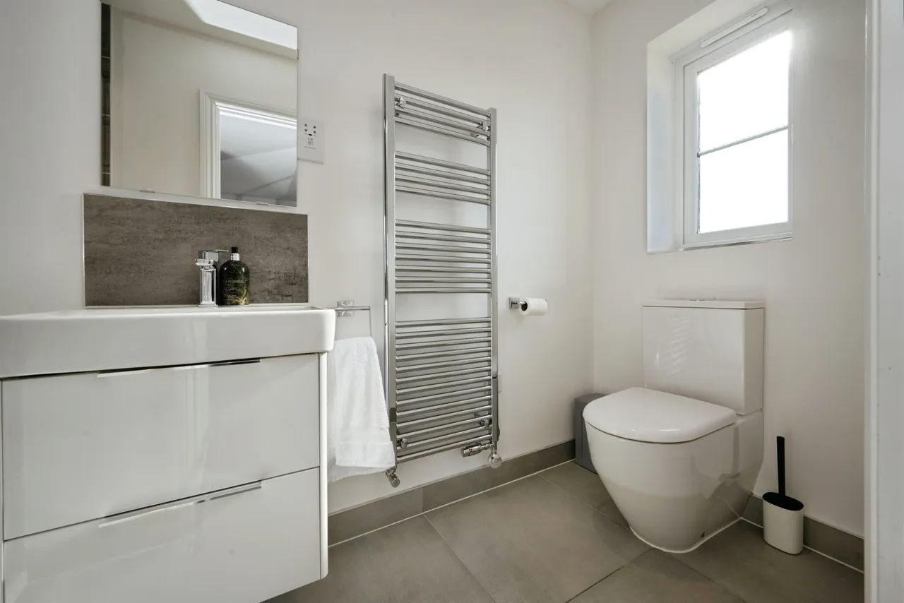 Worlds End Lane, Weston Turville, HP22, photo 17