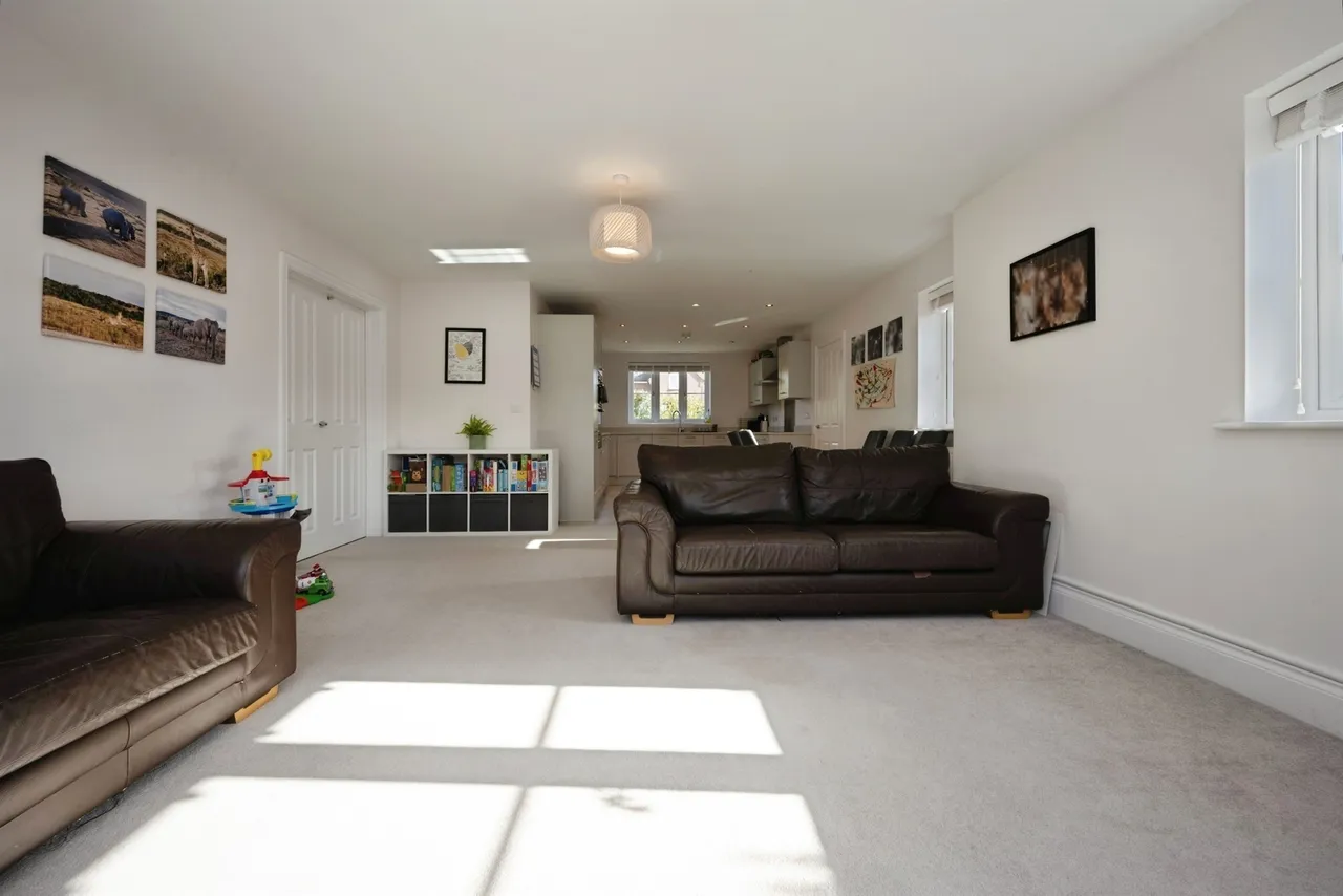 Worlds End Lane, Weston Turville, HP22, photo 10