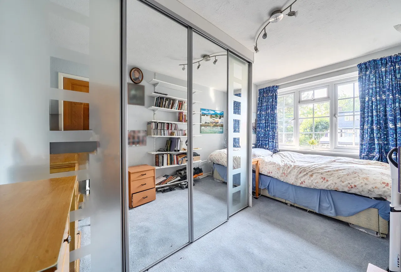 Goodwood Close, Morden, SM4 5AW, photo 16