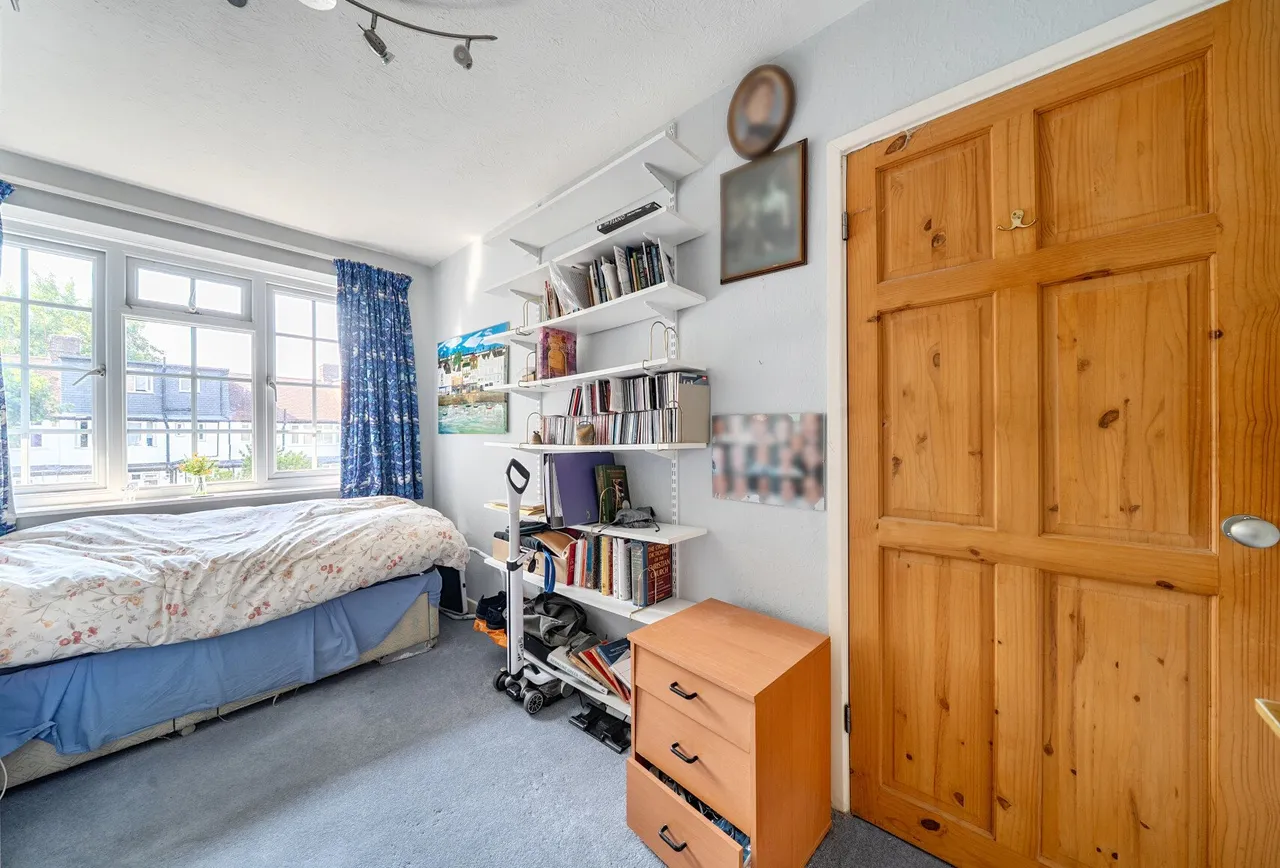 Goodwood Close, Morden, SM4 5AW, photo 7