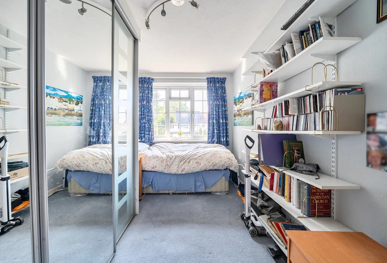 Goodwood Close, Morden, SM4 5AW, photo 12