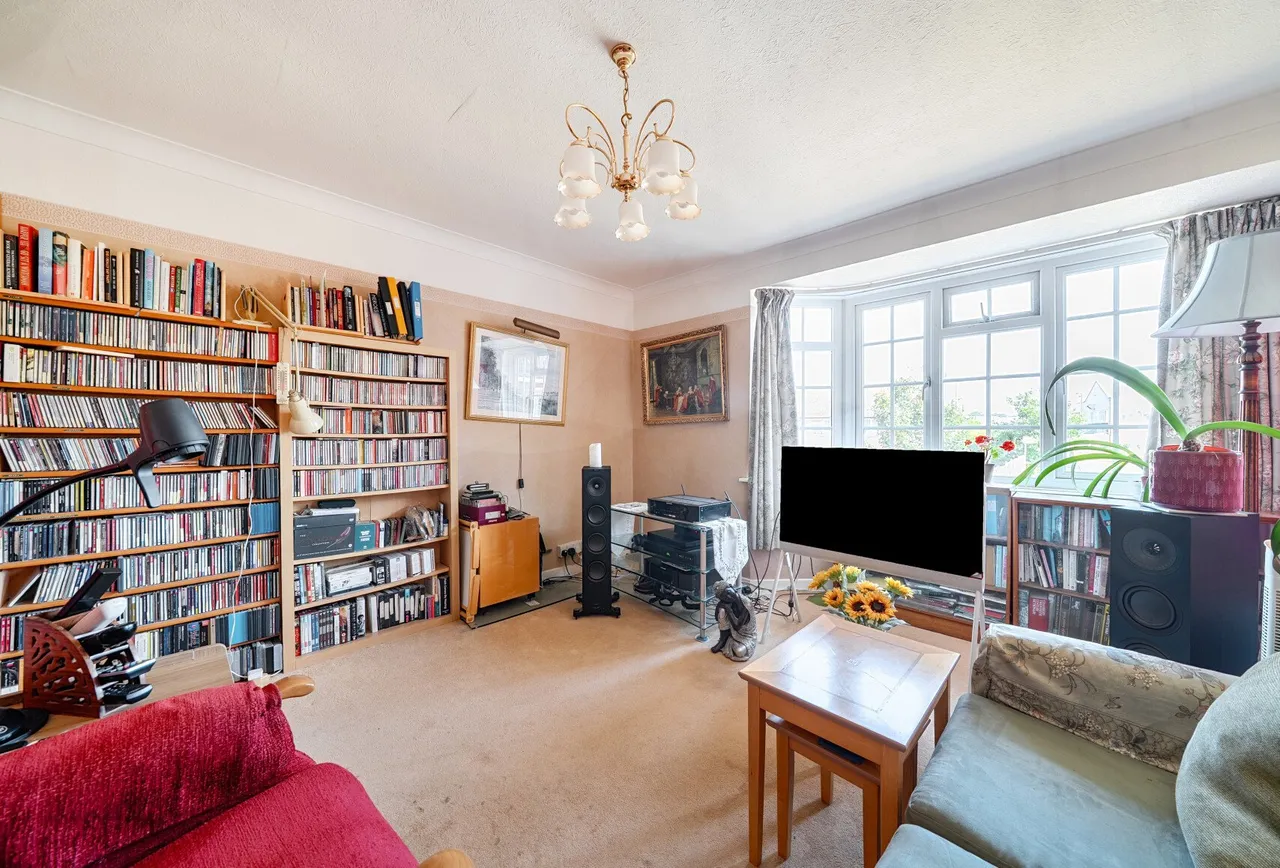Goodwood Close, Morden, SM4 5AW, photo 8