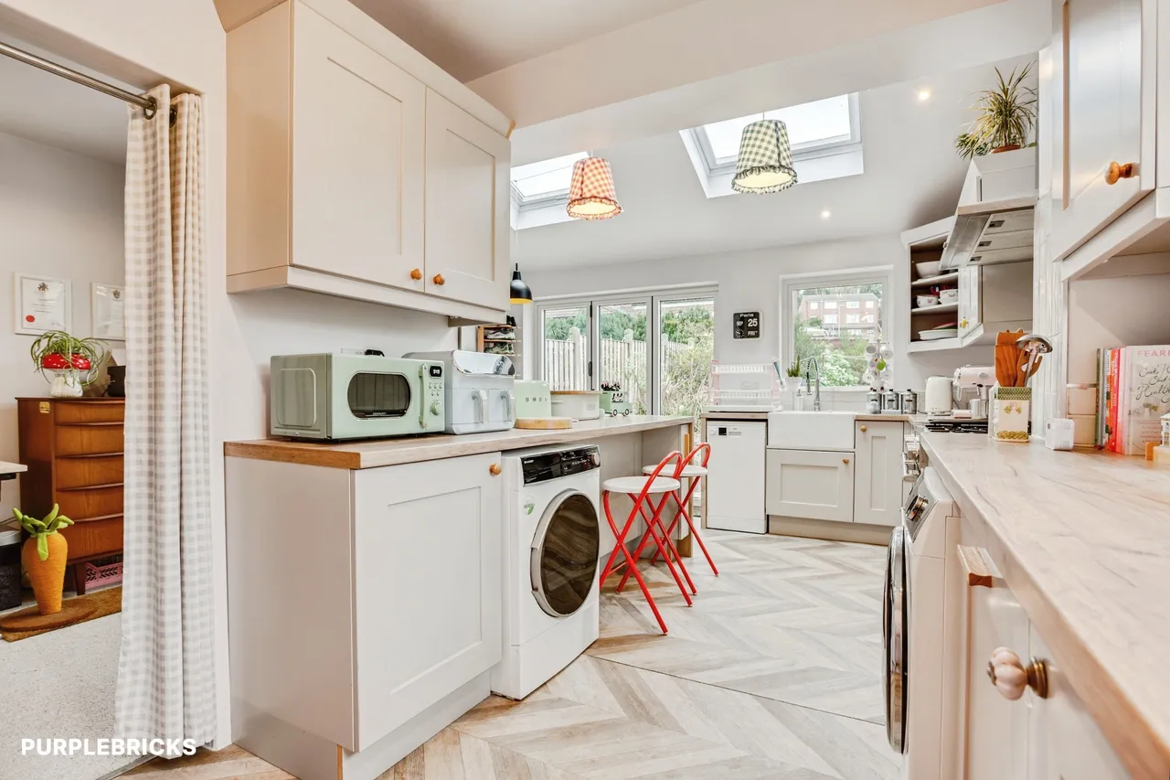 Granny Lane, Wortley, LS12, photo 10