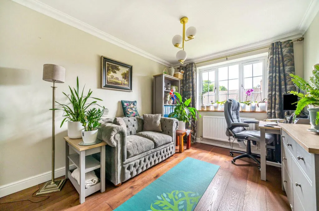 Chalky Lane, Dogmersfield, Hampshire, RG27 8TG, photo 15