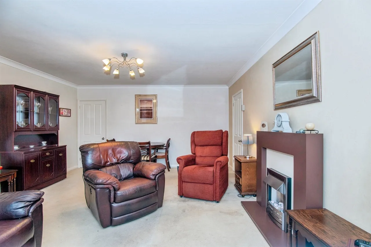 Elmfield Gardens, Worcester, WR5, photo 12