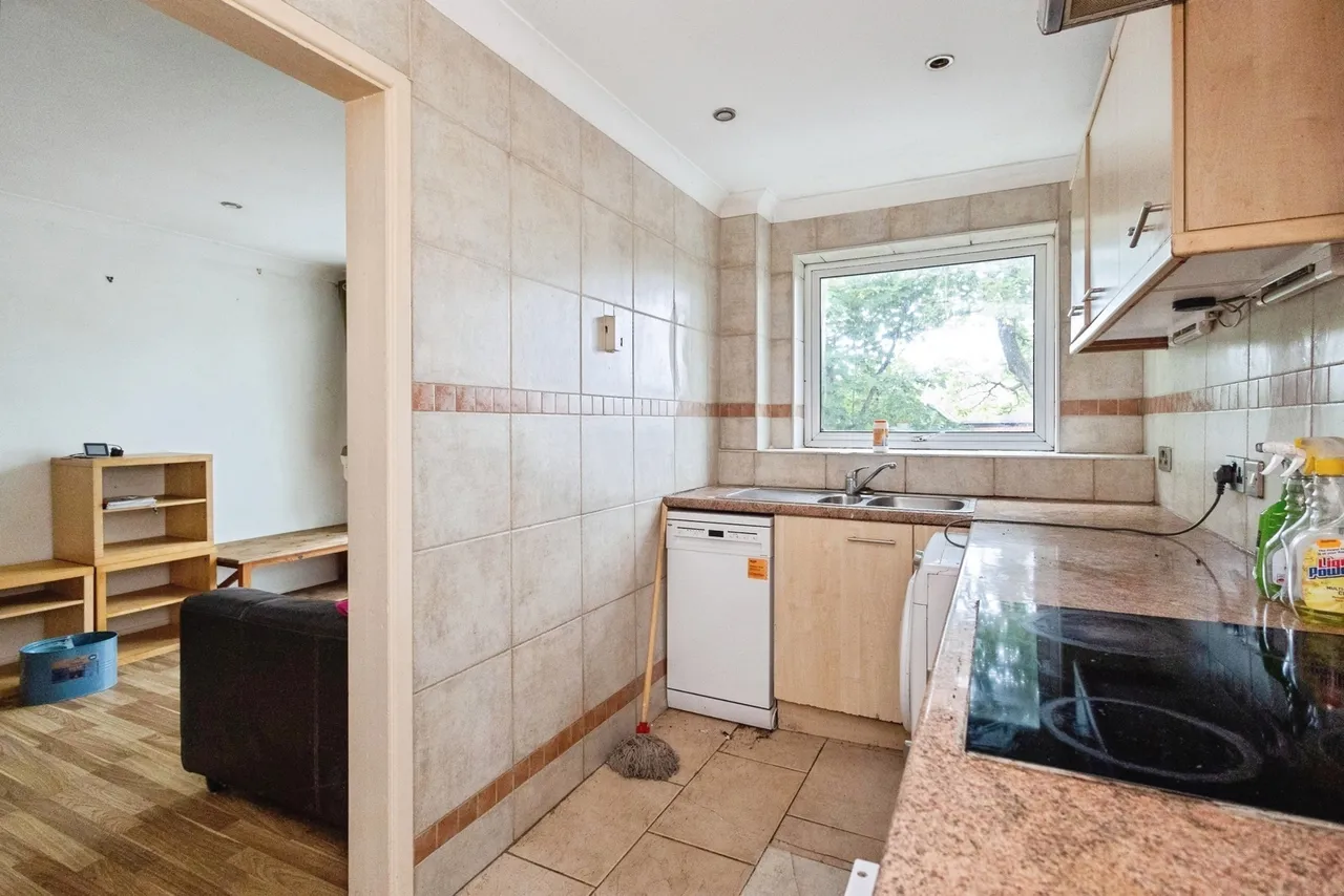 Slade Lane, Manchester, Greater Manchester, M19, photo 5