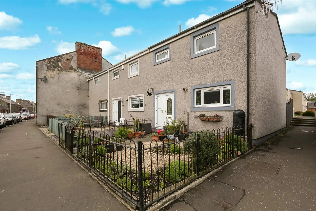 East Main Street, Darvel, East Ayrshire, KA17, photo 18
