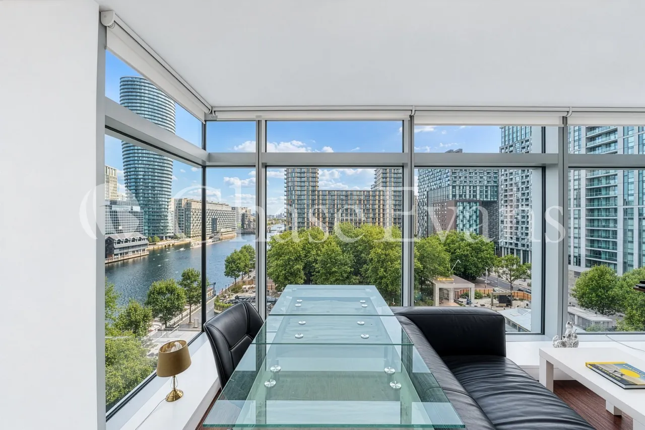 Pan Peninsula Square, Canary Wharf, E14, photo 4