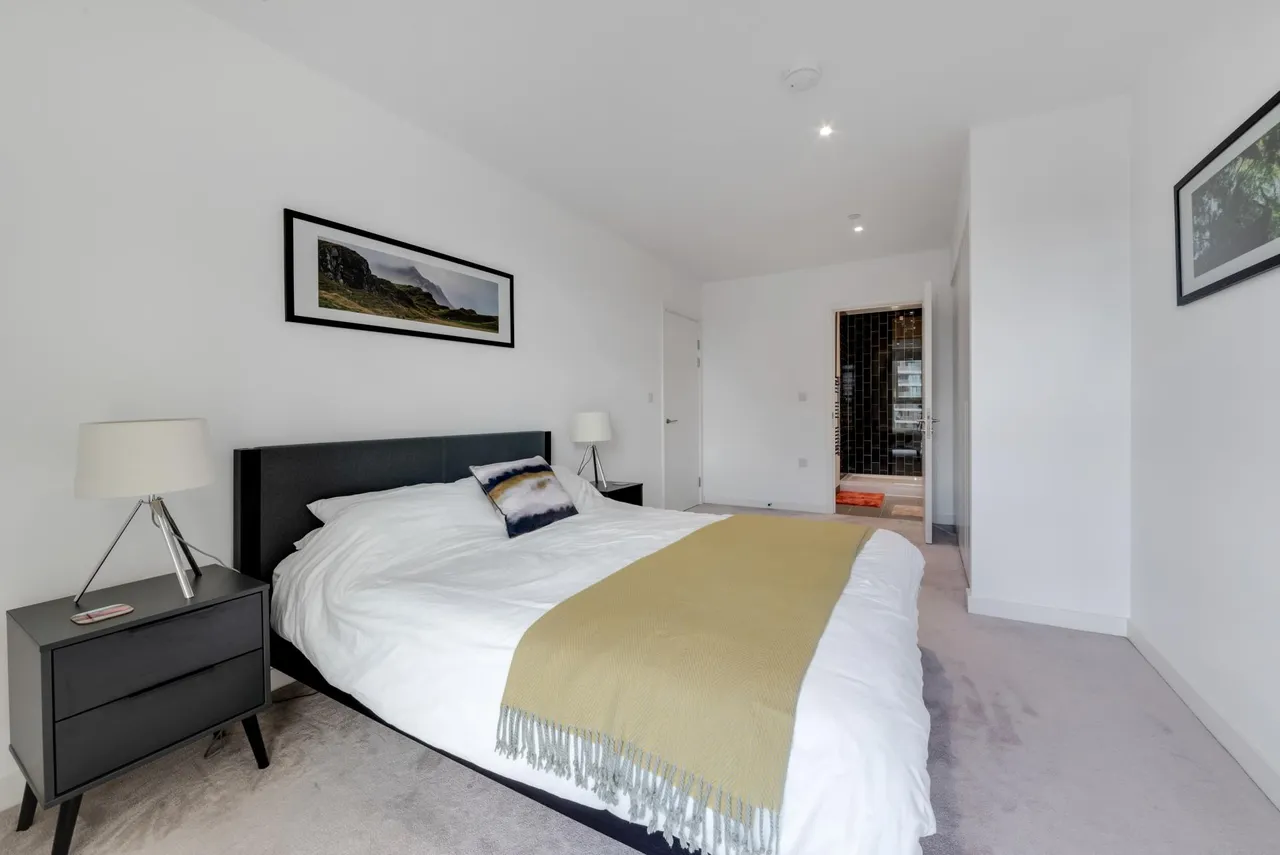 Carrick House, Royal Wharf, E16, photo 7