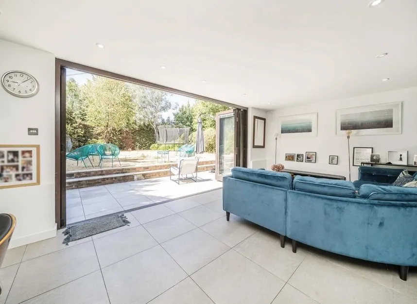 Walton Road, Molesey, KT8, photo 4