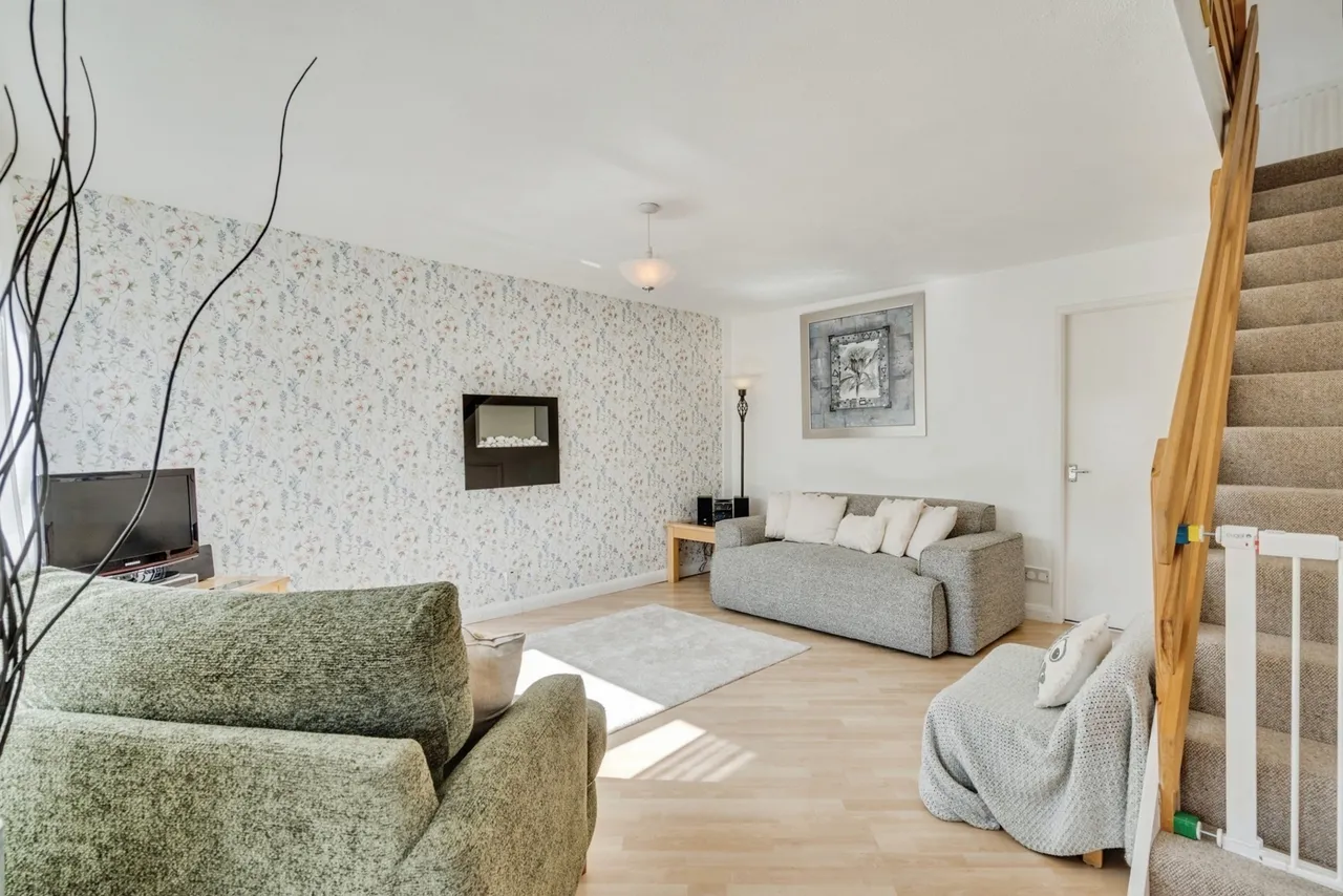 Drake Hall, Westhoughton, BL5, photo 4
