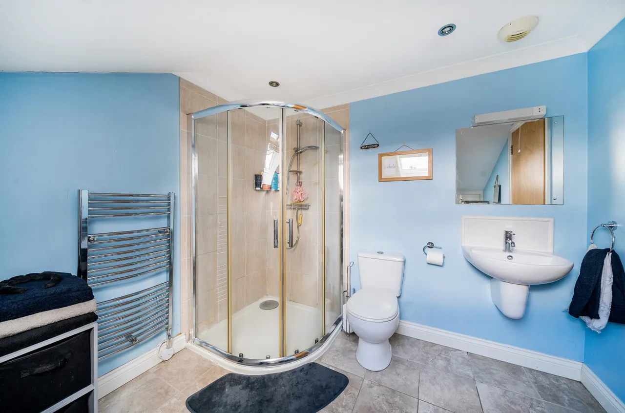 Lelant Drive, Four Marks, GU34, photo 7