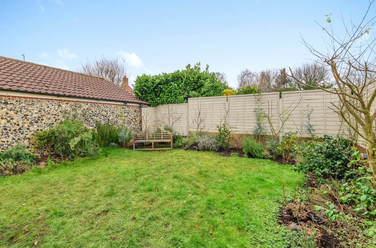 High Street, Cheveley, CB8, photo 5