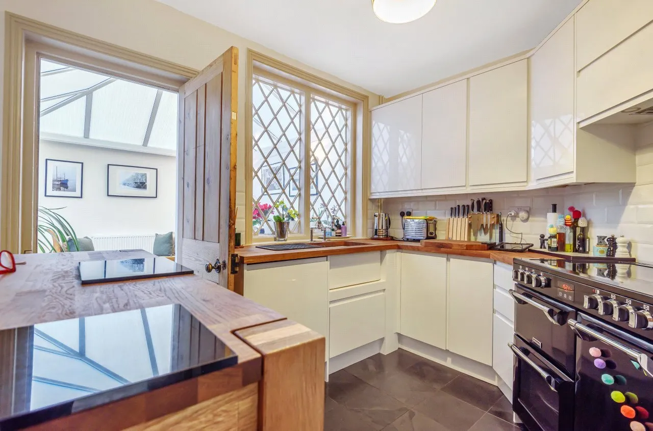 High Street, Cheveley, CB8, photo 6