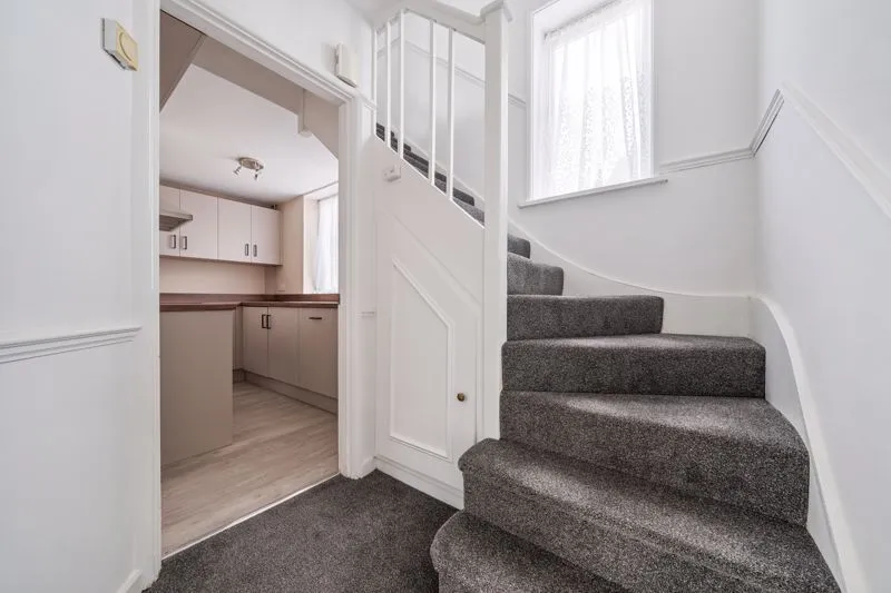 Wrythe Lane, Carshalton SM5 1TX, photo 6